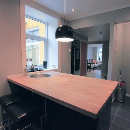 Modern_dark_apartment * Bergen